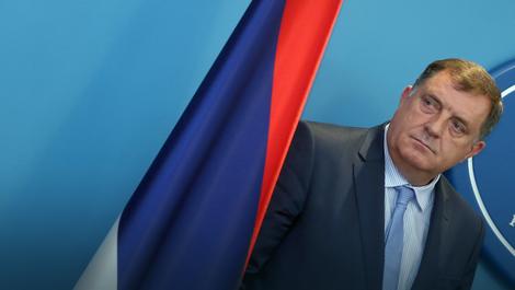 Dodik: Opozicija udara na pet stubova na kojima živi i funkcioniše Srpska