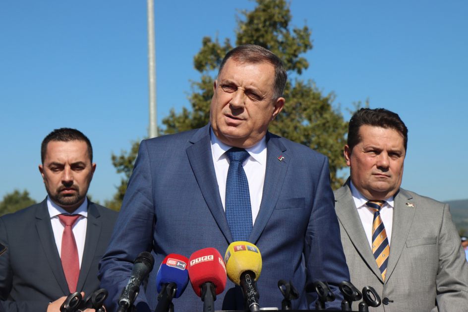 Dodik: Rafinerija nafte značajan privredni subjekt