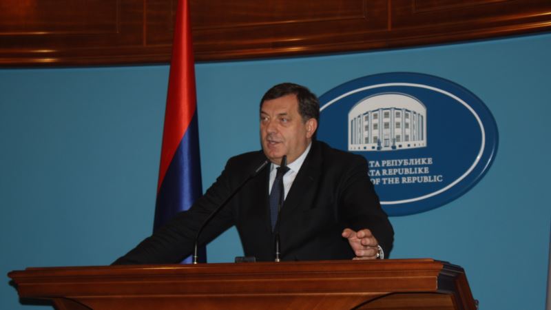 Dodik: Tražim od svih da se RS slavi kao država