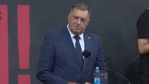 Dodik: Vlada entiteta RS u ponedeljak o Danu žalosti