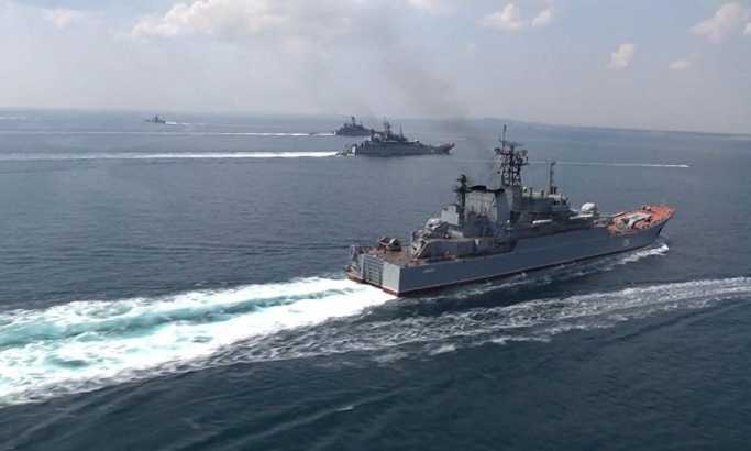 Dok NATO vežba, ruska flota proverava borbenu gotovost