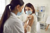 Dr Sazdanović: Nije tačno da vakcina ubija VIDEO