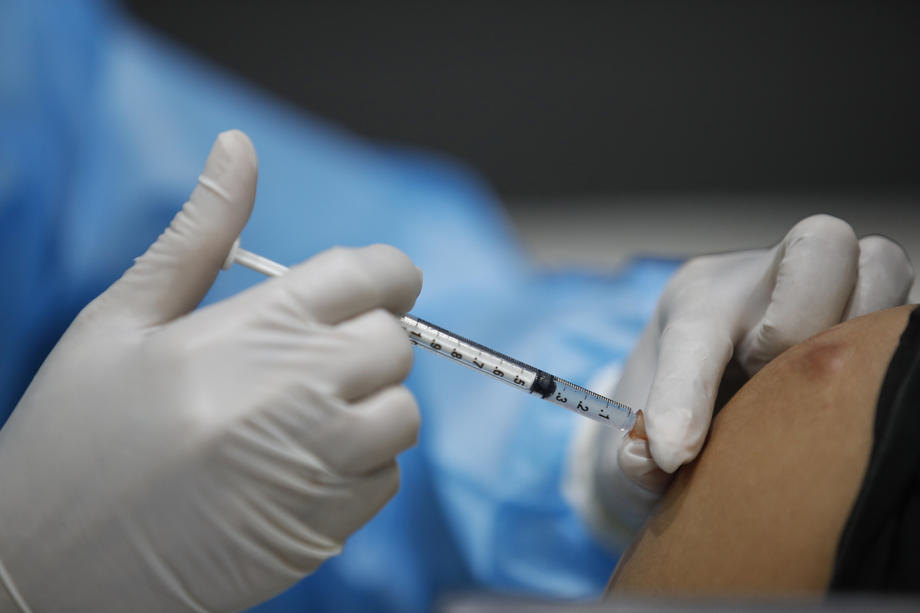Dr Zdravković: Umiru nam i mladi, a bilo je vremena za vakcinu