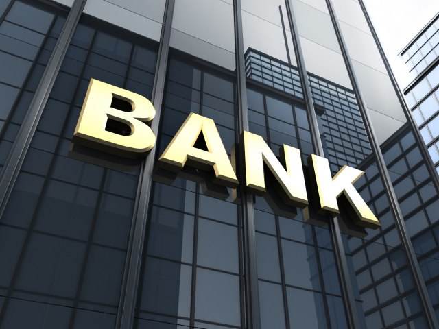 Drama: Poništena nacionalizacija banke, sledi ekonomska kriza