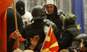 Drama u Makedoniji ne jenjava: Jure 15 osumnjičenih! (FOTO)
