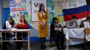 Drugi dan predsedničkih izbora u Rusij: Izlaznost do sada nešto više od 35 odsto, visoke mere bezbednosti