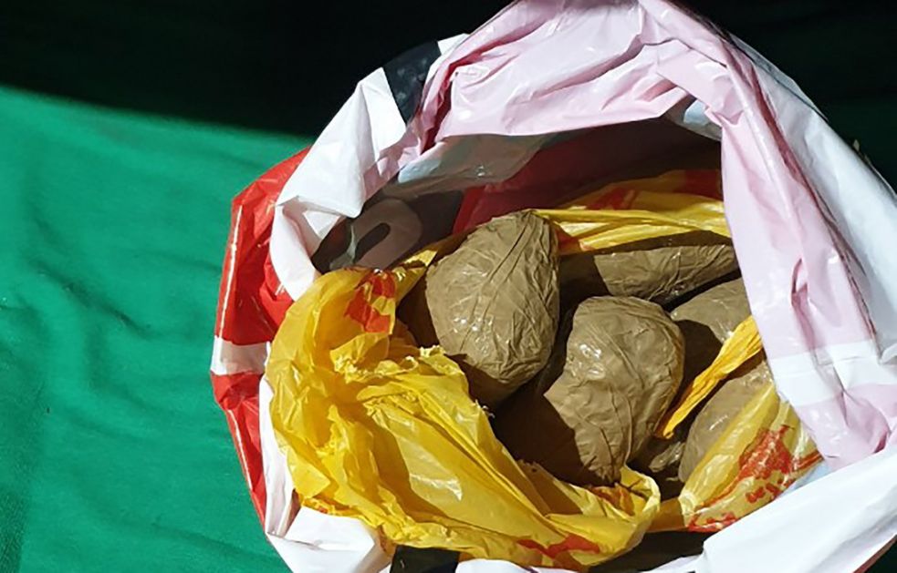 Državljanin Srbije švercovao 13 kilograma heroina