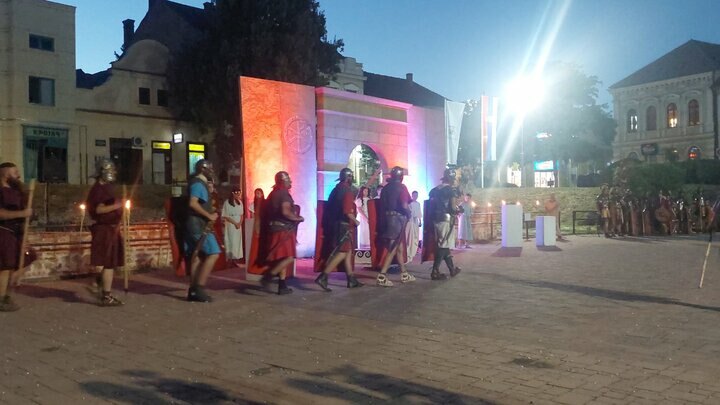 Duh antičkog Sirmijuma na festivalu Lux Aurelius u Sremskoj Mitrovici