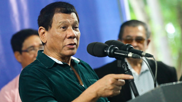 Duterte se šali: Vojnicima dozvola da siluju do tri žene