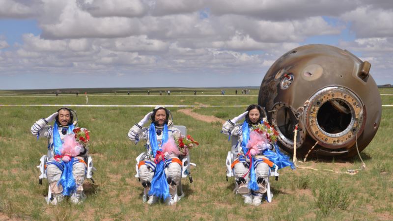Dva kineska astronauta se vratila iz najduže svemirske misije
