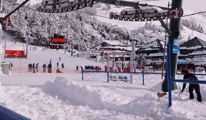 Dvoje poginulo u lavini u popularnom ski centru u Rimu