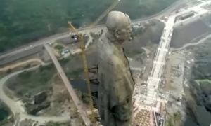 Dvostruko viši od Kipa slobode u Njujorku: Indija dobija najveći spomenik na svetu, meštani besni (VIDEO)