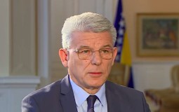 
					Džaferović: Vučićev stav o poštovanju Dejtona dobrodošao, trebalo da reaguje i na Dodikove najave 
					
									
