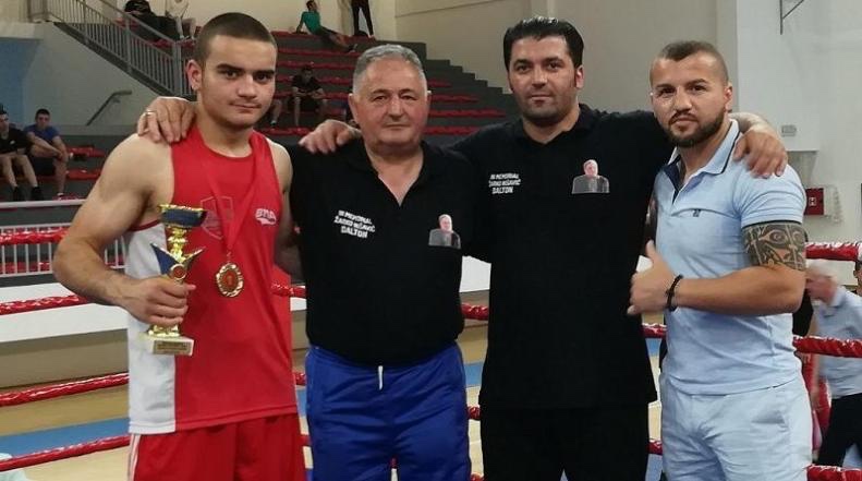 Džejlan Toskić najbolji strani bokser na Beranskoj rukavici