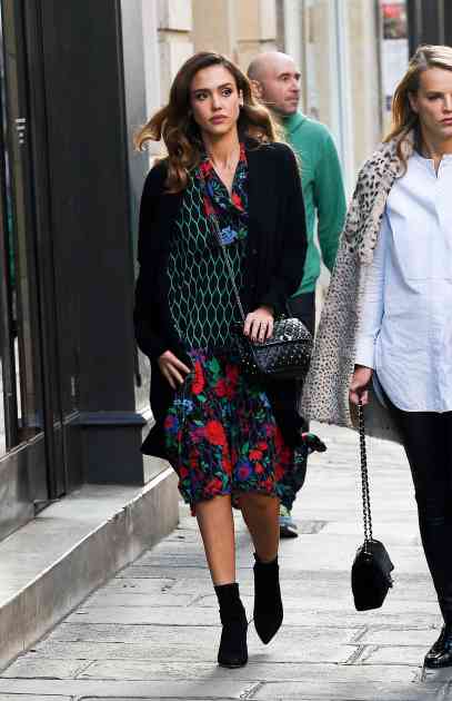 Džesika Alba u savršenoj KENZOxH&M haljini koju možete i vi da priuštite