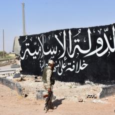 Džihadisti Islamske države NAPALI aerodrom u Deir ez Zoru, ali su naleteli na opasno iznenađenje