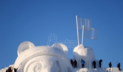 Džinovska snežna skulptura Bing Dven Dvena u Harbinu