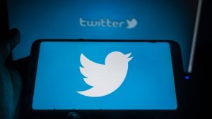 Džordž Flojd i rasizam: Tviter izbacuje reči „gospodar“, „rob“ i „crna lista“ iz programerskog govora