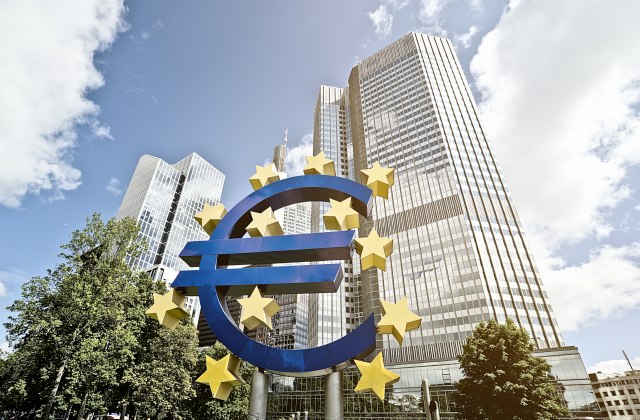 ECB u minusu prvi put za poslednjih 20 godina