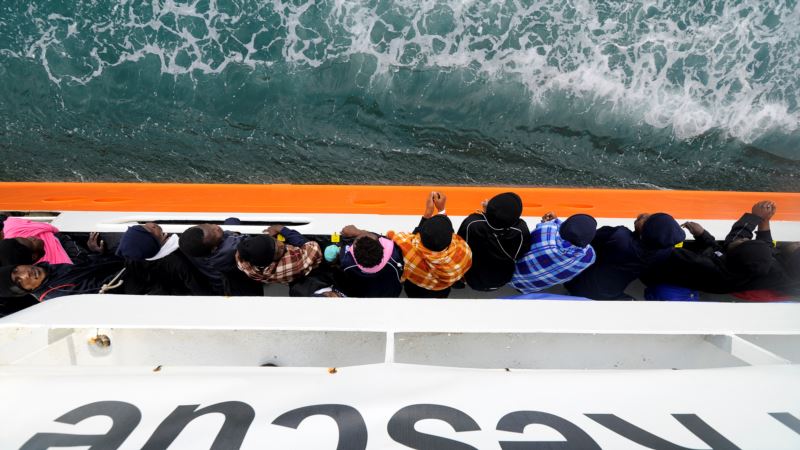 EK apeluje na Italiju i Maltu da se pobrinu o izbjeglicama na brodu 