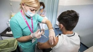 EMA odobrila Fajzerovu vakcinu za decu od pet do 11 godina