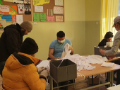 EU: Migranti u prihvatnim centrima koje je opremila EU pomažu narodu Srbije