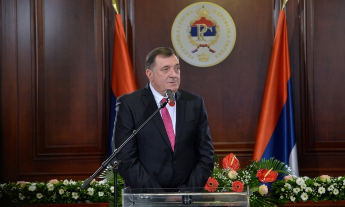 EU neće uvesti sankcije Dodiku