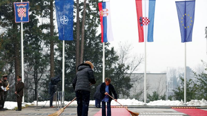 EU potrebna za rešenje spora Zagreba i Beograda