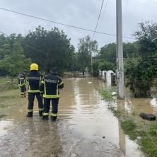 EVAKUISAN VELIKI BROJ LJUDI: Nastavljena akcija širom Srbije, objavljeni najnoviji podaci o situaciji posle NEZAPAMĆENIH poplava