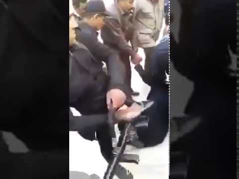 Egipat: Sisijeva policija se iživljava na ulici nad ženom koja nosi nikab (Video)