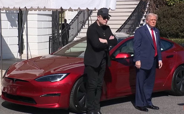 Ekonomisti izračunali koliko su Maskove izjave i ponašanje koštale Teslu