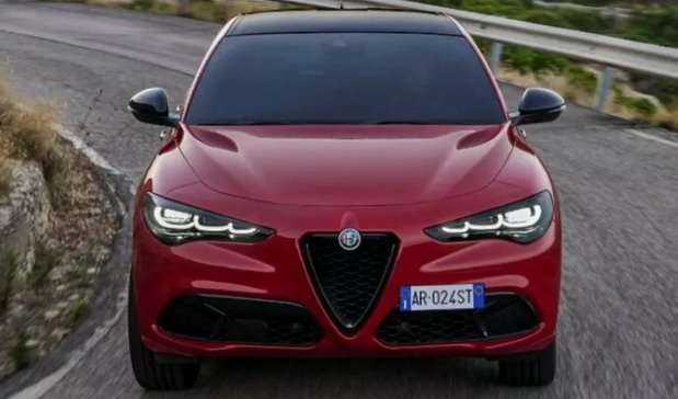 Električni Alfa Romeo Stelvio i Giulia najavljeni za 2025. i 2026. godinu