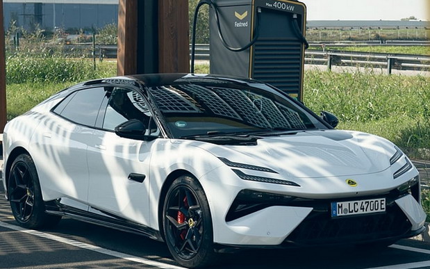 Električni Lotus Emeya postavio novi standard brzine punjenja