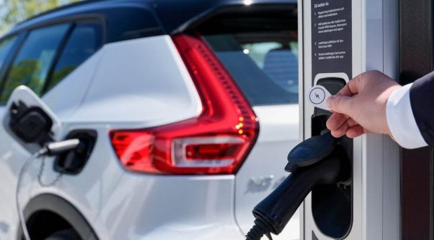 Električni automobili bi u budućnosti trebalo da budu jeftiniji od klasičnih