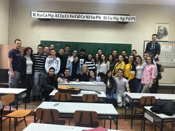 Emir Lapsus ispunio želju sebi i srednjoškolcima