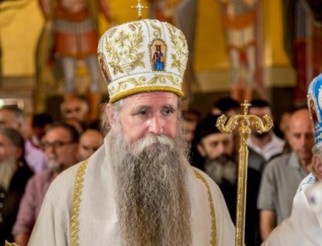 Episkop Joanikije: Branićemo naše svetinje golim životima