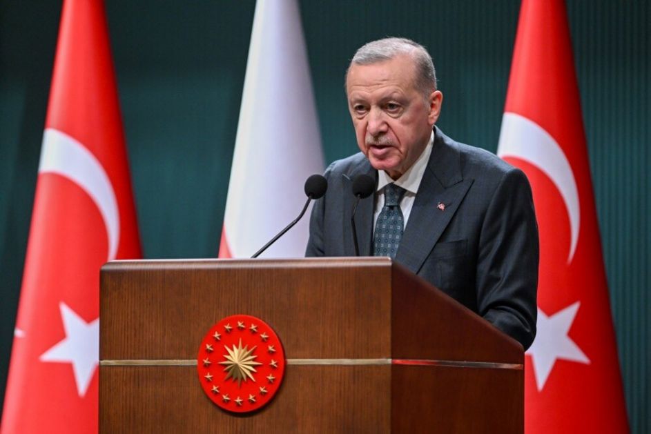 Erdogan: Mogao bih da razgovaram sa Putinom i Trampom, o sastanku u Istanbulu