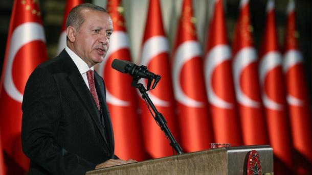 Erdogan: Ne doživljavamo ekonomski krah. Nećemo ga ni doživjeti
