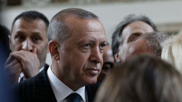 Erdogan: Ne očekujem sankcije Amerike zbog kupovine S-400