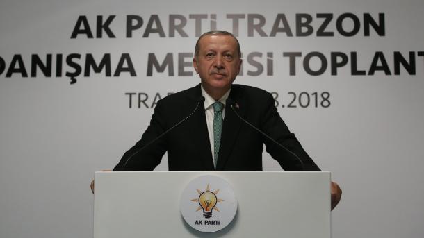 Erdogan:” Onome ko izabere partnerstvo s teroristima reći ćemo doviđenja”