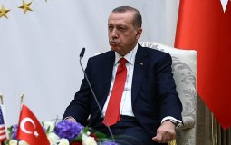 
					Erdogan: Posle napada odlučnije u borbi protiv ekstremista 
					
									