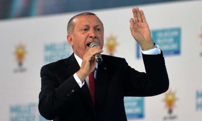 Erdogan: Prodaja nekretnina samo u lirama