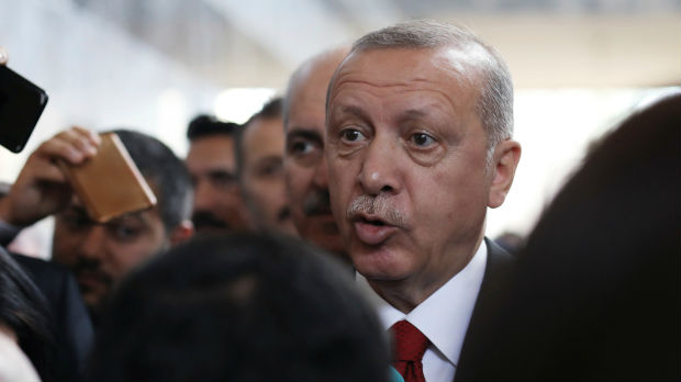 Erdogan: Turska bi mogla da kupi ruske lovce