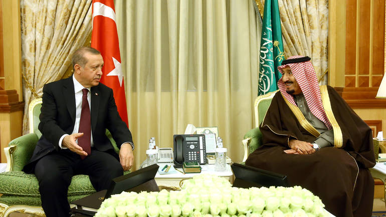 Erdogan i kralj Salman razgovarali o okončanju krize