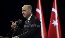 Erdogan oštro upozorio Makrona posle kritike turskih aktivnosti u Sredozemlju