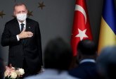 Erdogan pohvalio omladinu svoje AK partije jer nije LGBT