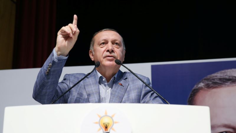 Erdogan poziva Turke u Nemačkoj da glasaju protiv glavnih partija 