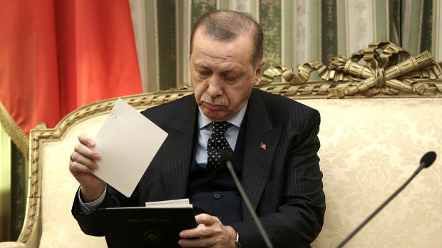 Erdogan u Atini: Preispitati sporazum iz Lozane