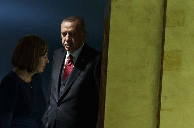 Erdoganovo upozorenje - ili milom, ili silom