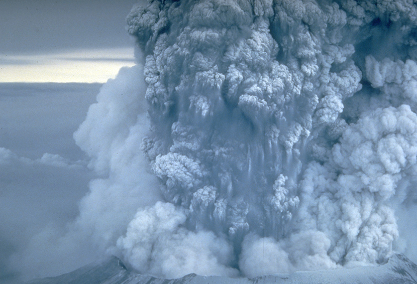 Erupcija vulkana na Aleutskim ostrvima, Aljaska proglasila najviši nivo pripravnosti!